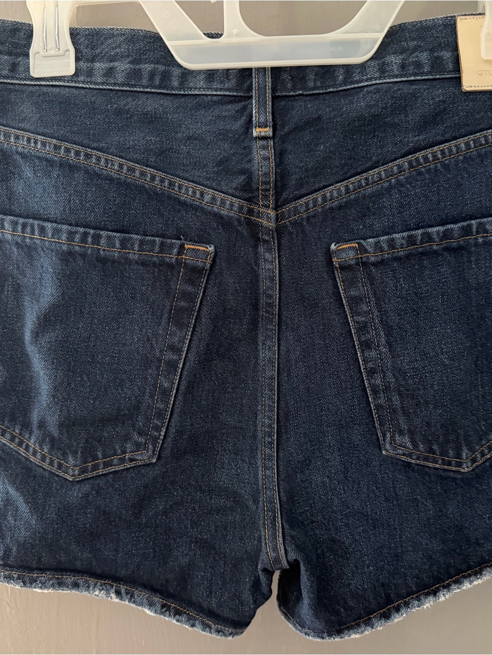 Citizens Of Humanity Indigo distressed Denim Shorts - Picture 2 of 6